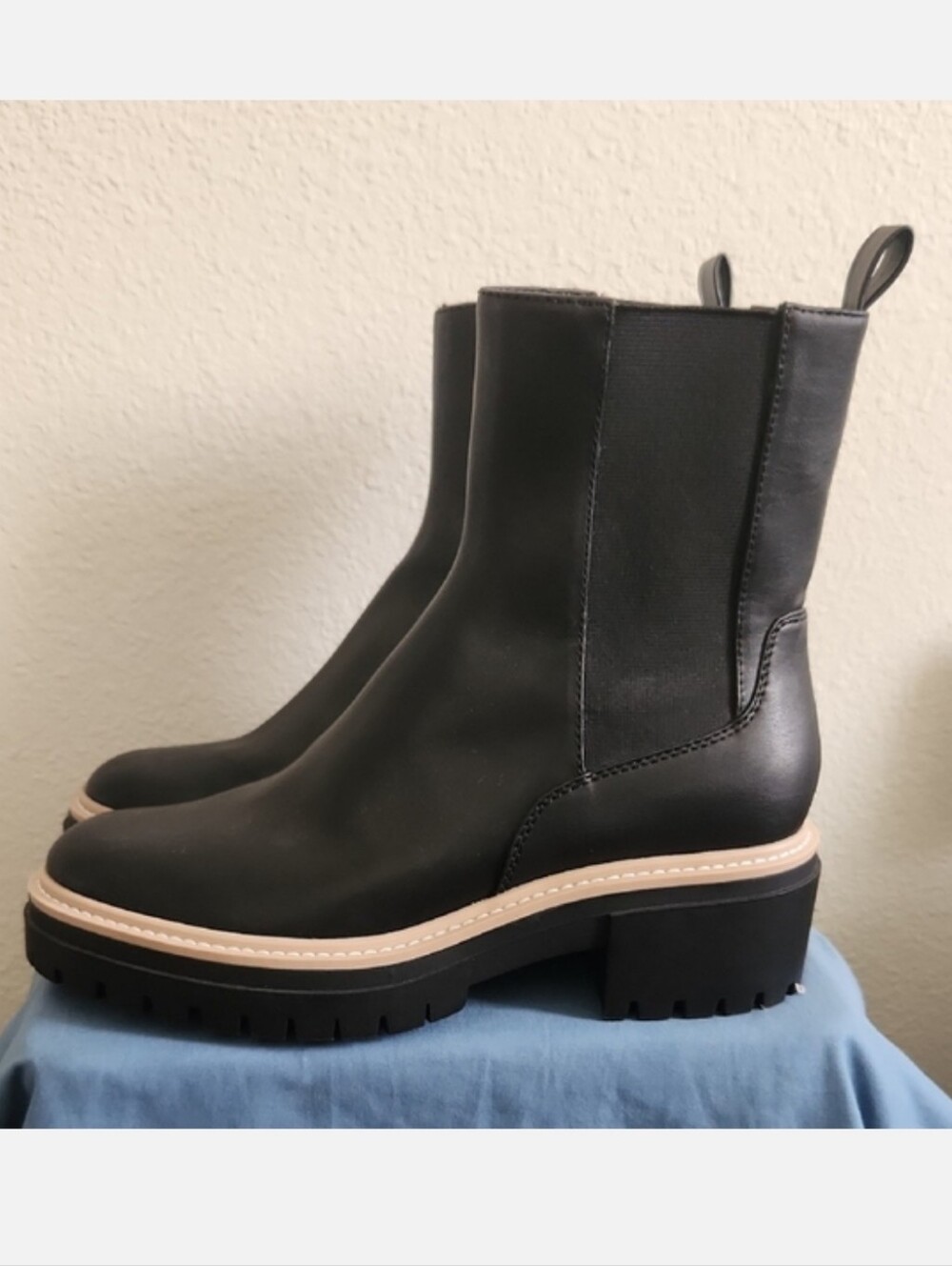 Black Chelsea Lug Sole Boots - Women's